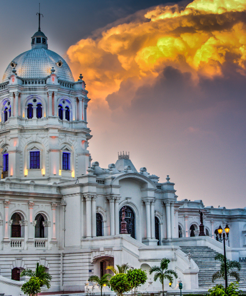 Agartala and Ujjayanta Palace (Tripura)